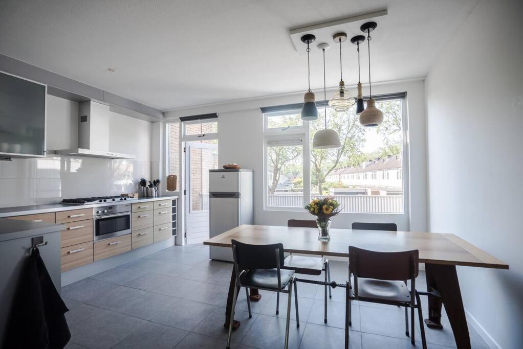 Cityhouse Alkmaar Esterno foto